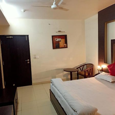 Hotel V.I.P. Regency Dhanbad Ngoại thất bức ảnh