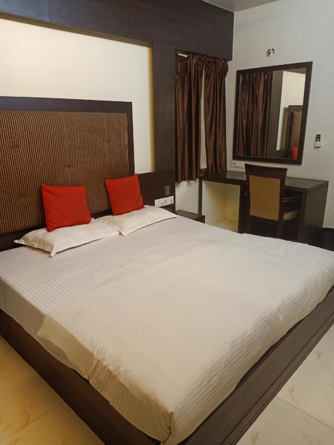 Hotel V.I.P. Regency Dhanbad Ngoại thất bức ảnh