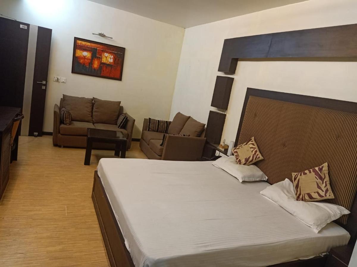 Hotel V.I.P. Regency Dhanbad Ngoại thất bức ảnh