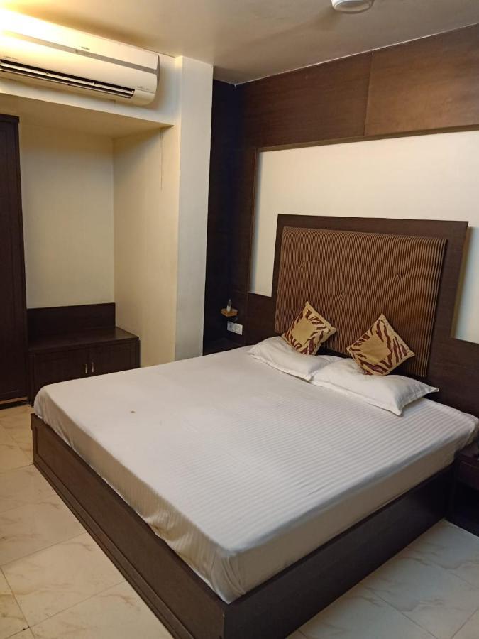 Hotel V.I.P. Regency Dhanbad Ngoại thất bức ảnh